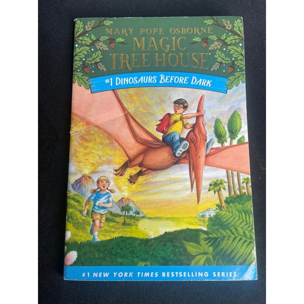 Magic Tree House #1 Dinosaurs Before Dark Mary Pope Osborne Paperback